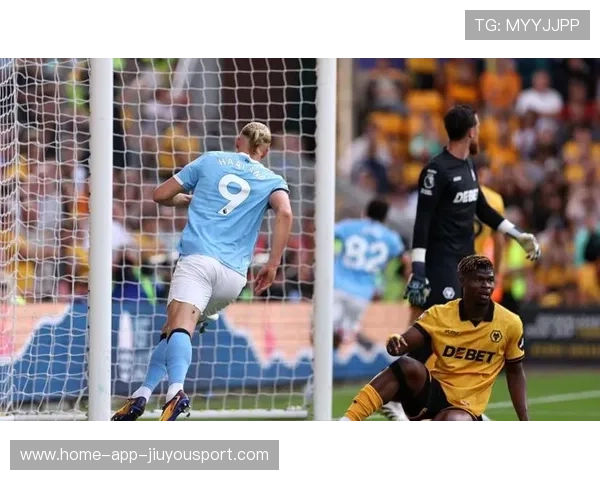 曼城在比赛中展现的临场适应力成其取胜重要因素，曼城训练场