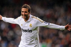 JIUYOU GAMING-掘金继续领先西部，约基奇稳定如山，约基奇续约掘金